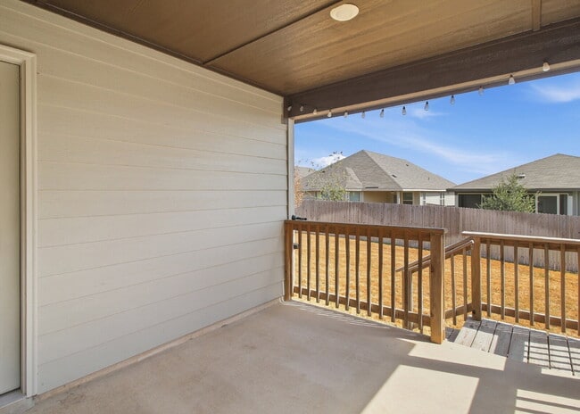 4 Bedroom Home with Quartz Island Kitchen and Covered Patio