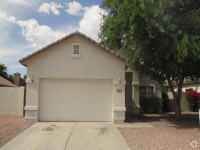 Building Photo - 11852 W Cambridge Ave Rental