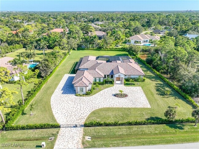 Photo - 590 Carica Rd