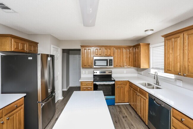 Photo - 8017 Jolie Dr