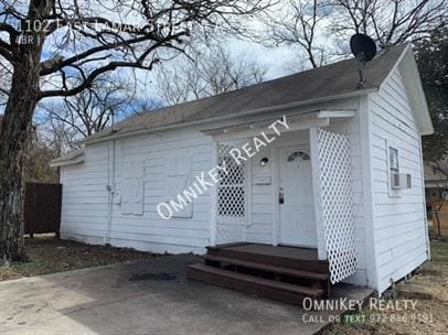 Building Photo - 1102 E Lamar St Unit A