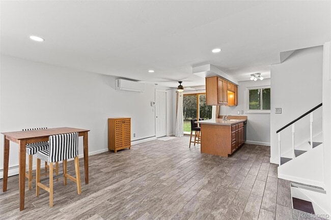 Photo - 25690 Glamorgan Dr