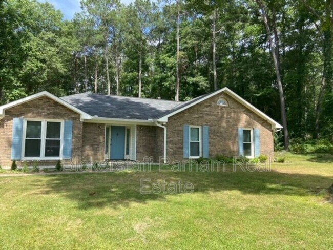 Photo - 220 Saddlebrook Trail