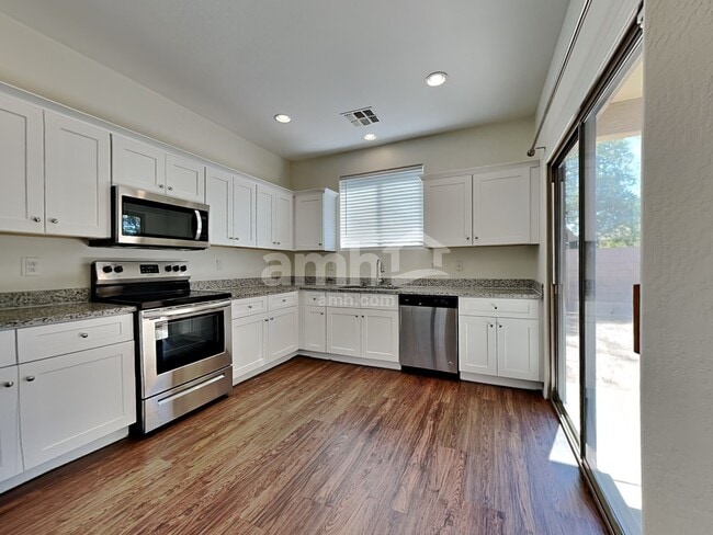 Photo - 12751 W Glenrosa Dr