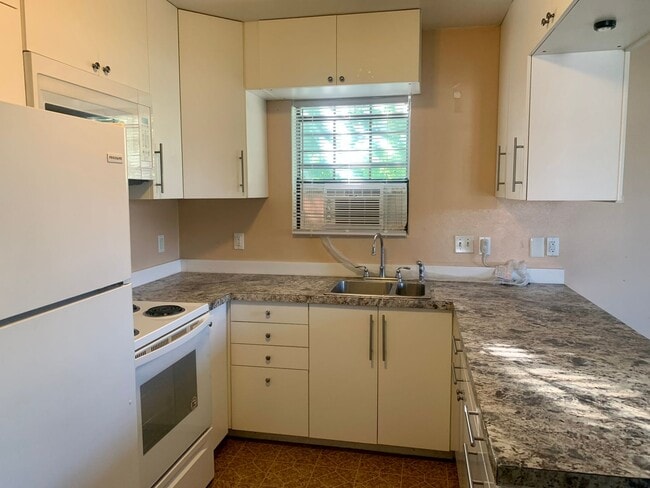Photo - Court Street Unit 3300 Court Street