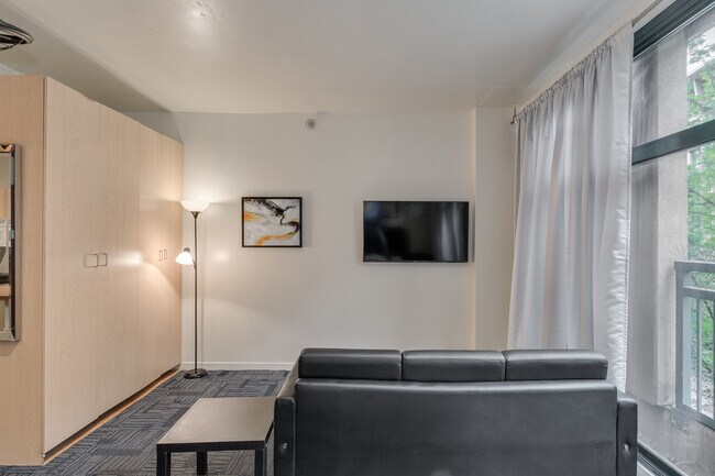 Photo - 22 E Cordova St