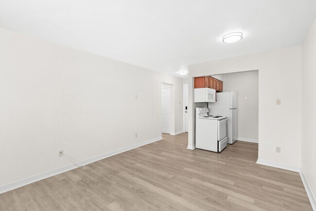 Photo - Tower Grove Gem Unit 205