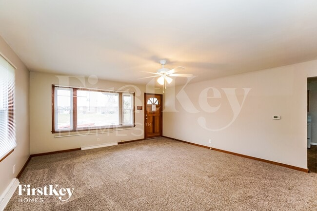 Photo - 5909 Nash Ln