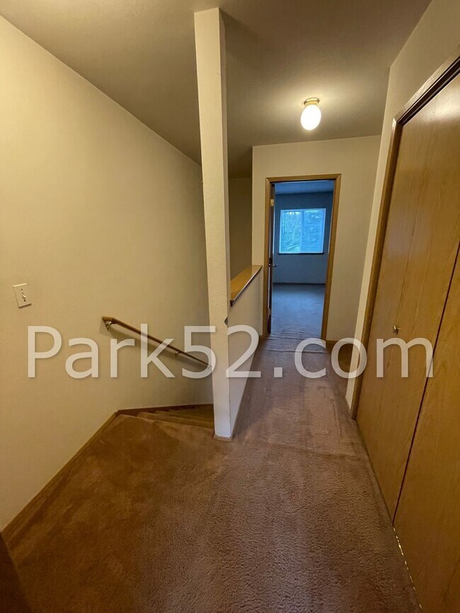 Photo - 2 Bedroom University Place Townhome Unit 3222