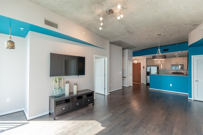 Building Photo - 5925 Almeda Rd Unit 11814