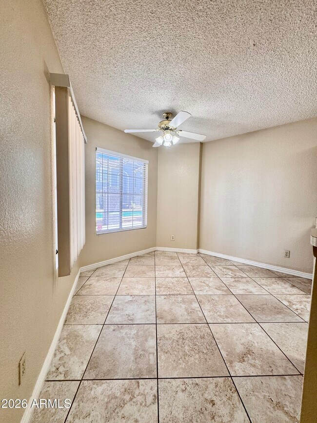 Photo - 2910 W Marconi Ave Unit 104