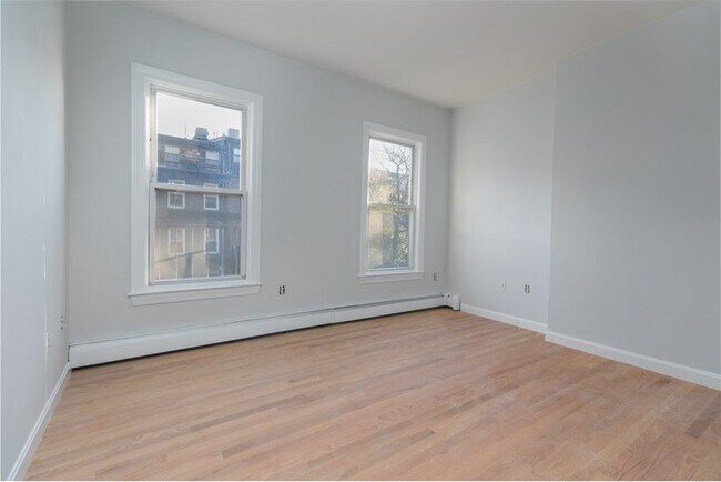 Photo - 88 Waltham St Unidad 3