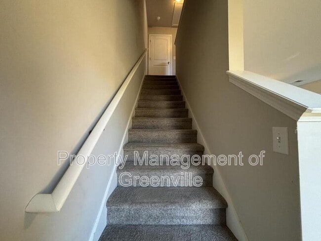 Photo - 121 Rubin Ave