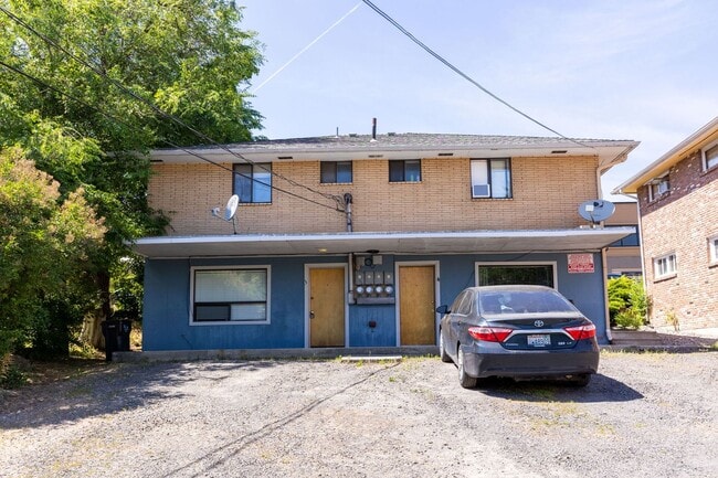 Photo - 611 3rd St Apartment Unit #3