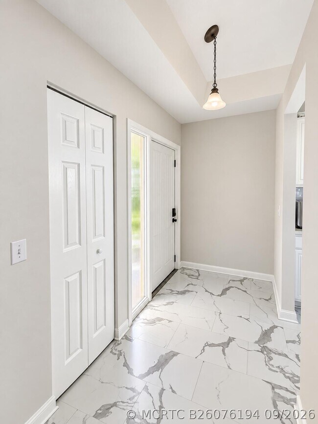 Photo - 107 Half Moon Cir Unit D