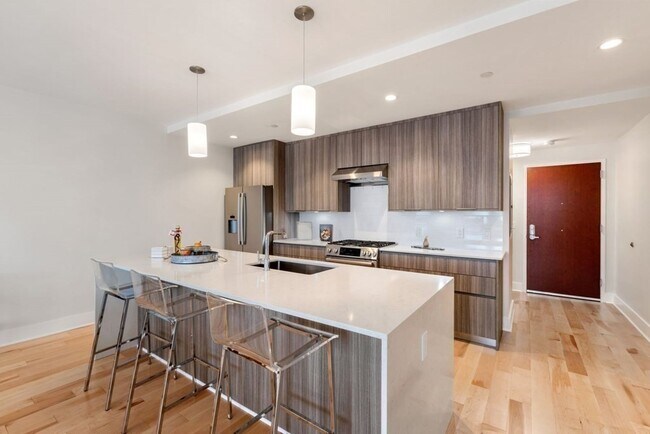 240 Salem St Unit 3A