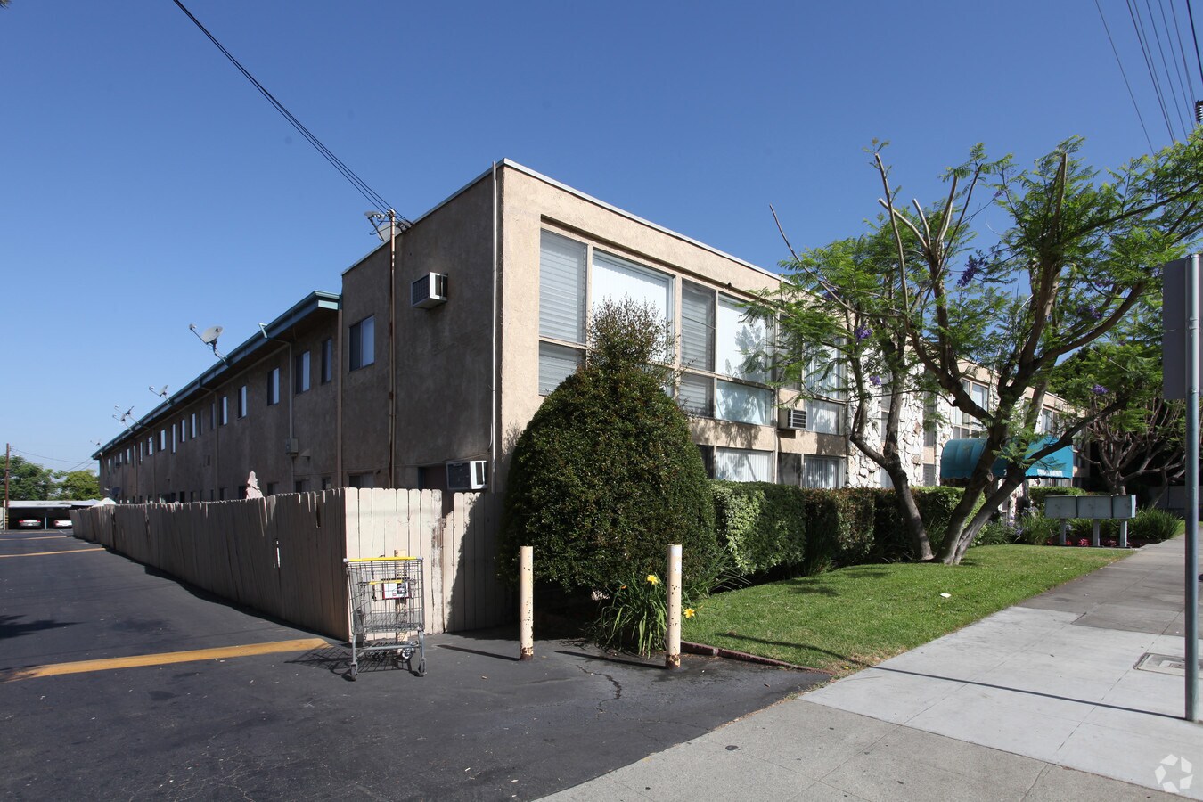 Stone Gate Apartments - Stone Gate Apartments