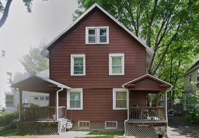 Building Photo - 15 Cutler St