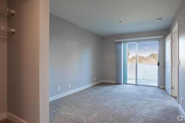 2BR, 2BA - Fieldstone