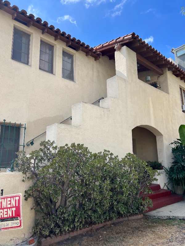Photo - 8400 Blackburn Ave Unidad 8400 Blackburn