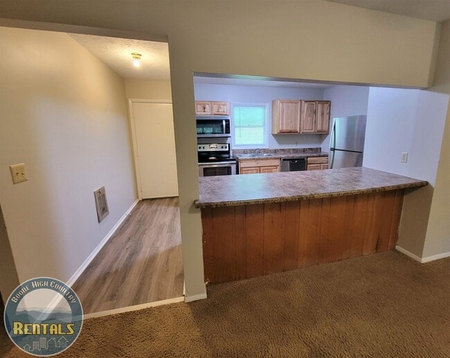 Photo - 4bd Upper Unit In Duplex Right Off New Market And Close To ASU