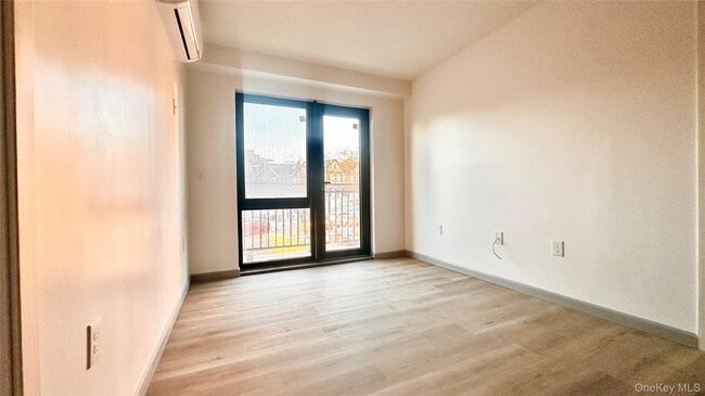 Photo - 70-25 Queens Blvd Unit 3L