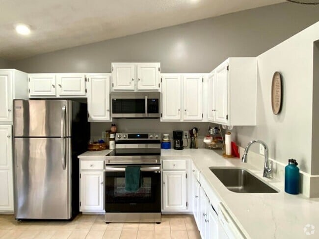 Building Photo - 12969 Pennypacker Trail Rental