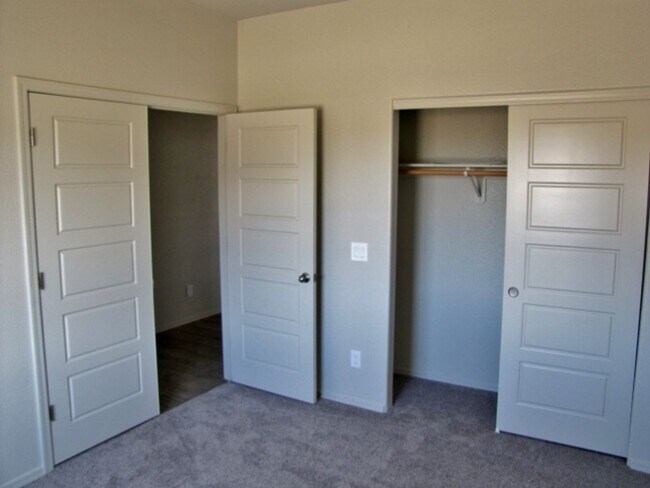 Photo - 3BR/2BA/2CG, 1423 sq.ft. rental in the Holiday subdivision, Sierra Vista, AZ