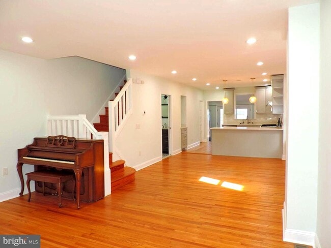 Photo - 309 Dartmouth Ave