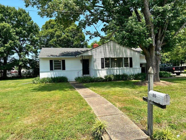 Photo - 315 Natchez Rd