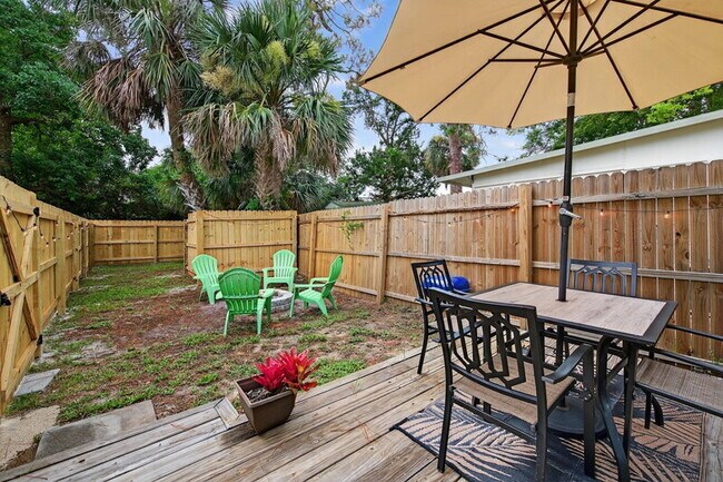 312 Ocean Ave Unidad B