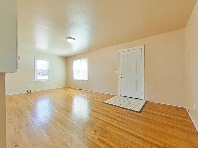 Photo - 3 Bedroom House ~ Close to Campus ~ Pet Fr...