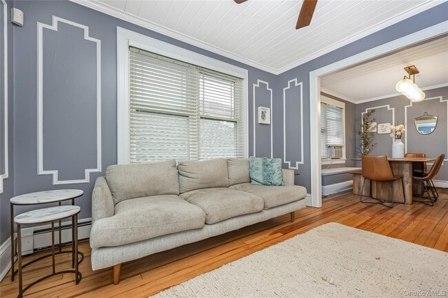 Photo - 96 Oregon St