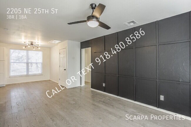 Photo - 2205 NE 25th St