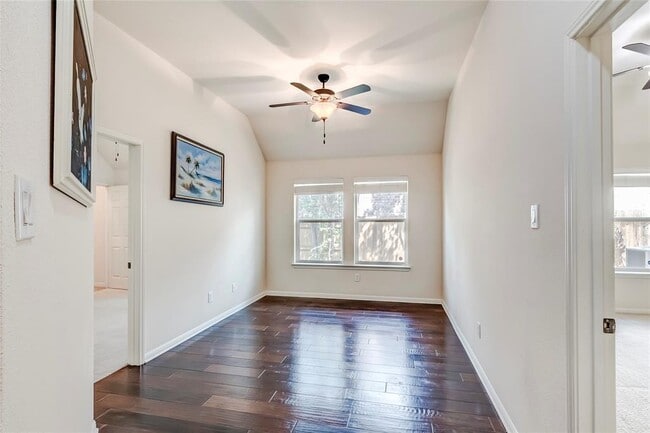 Photo - 116 Azimuth Dr