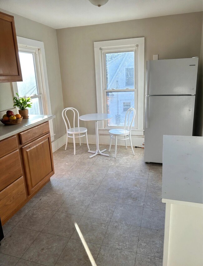 Photo - 810 Clark Ave Unit 810