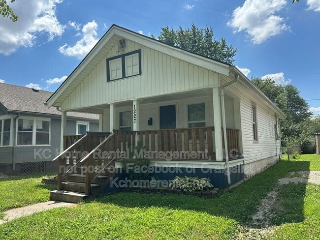 Photo - 1227 E 22nd Ave