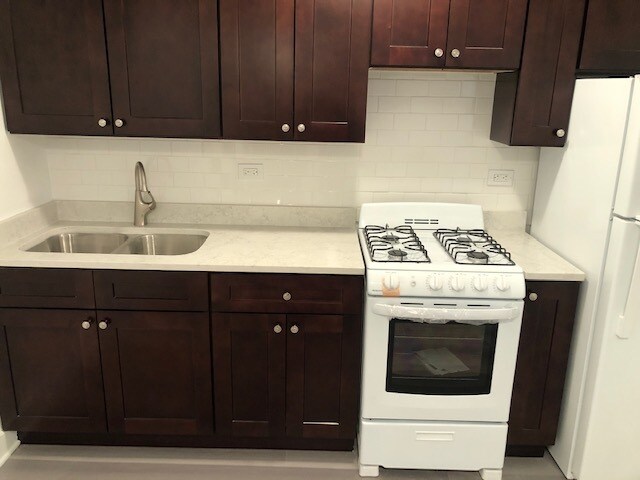 Photo - 450 W St James Pl Unidad garden