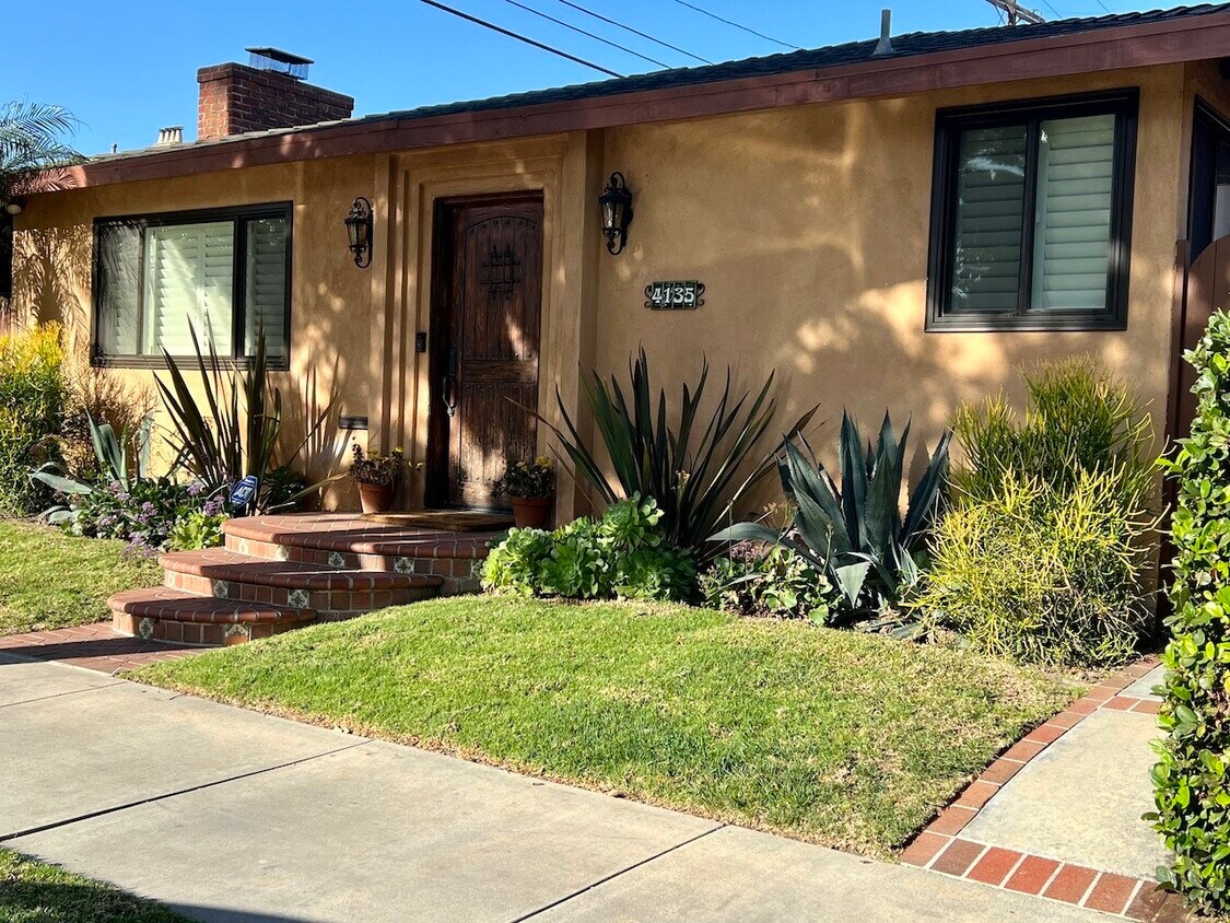 Photo - 4135 South Norton Avenue