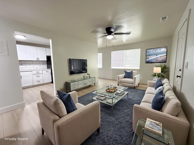 Building Photo - Beautiful 2 Bedroom 1 Bathroom Apartment *... Unit 1801-2