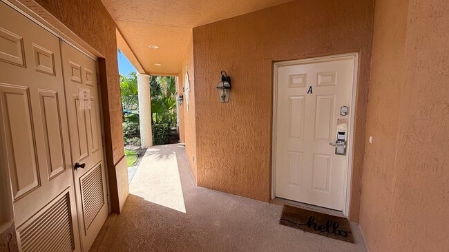 8233 Mulligan Cir