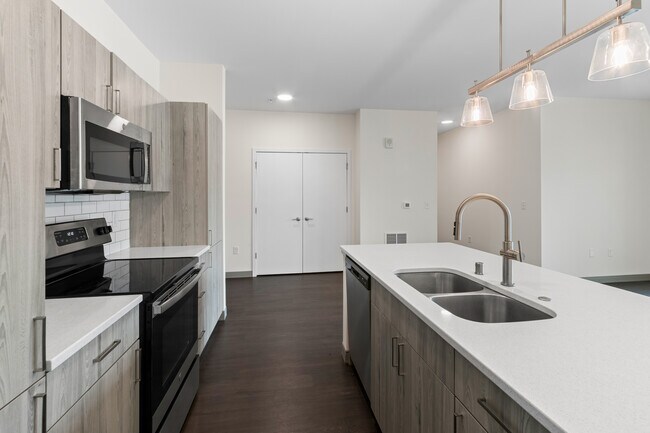 Photo - 2420 E Capitol Dr Unit 205