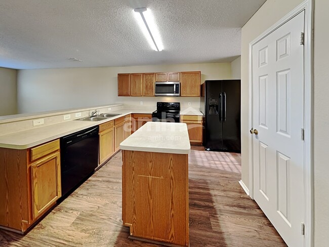 Photo - 1140 Single Tree Dr