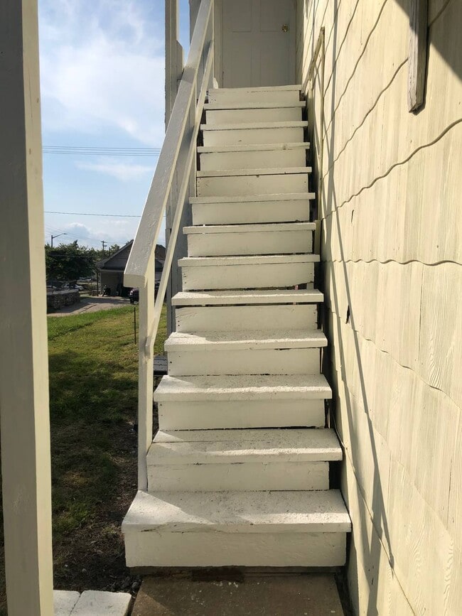 Photo - 307 miami Unit apt 3