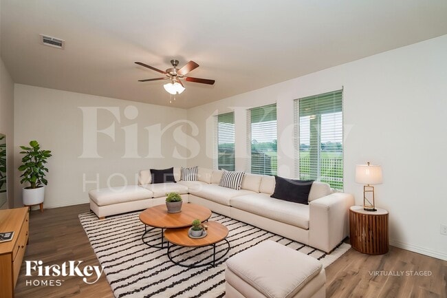Photo - 7340 Parkside Pl Dr