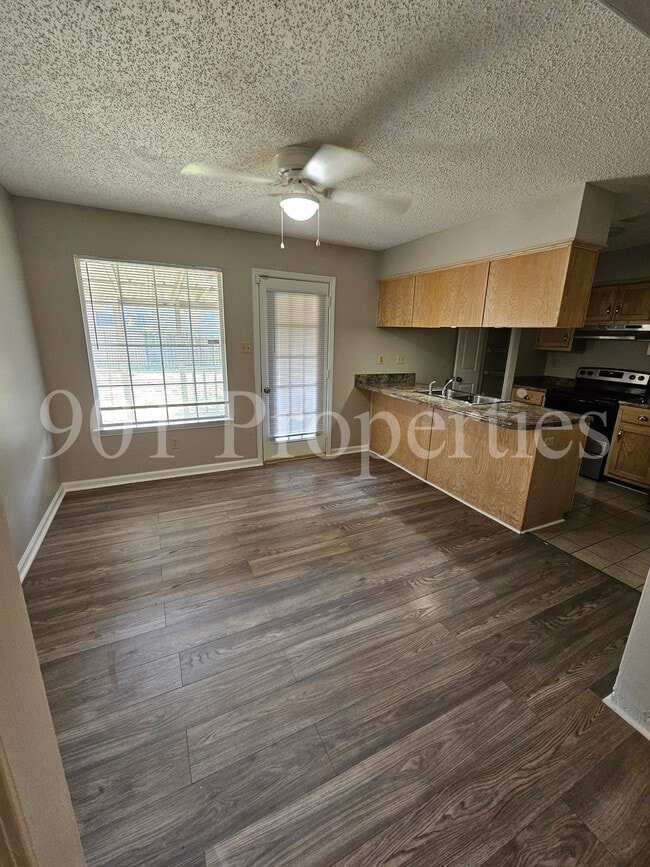 Photo - 3690 Sunrise Ridge Dr