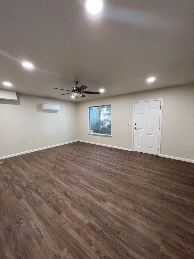 Building Photo - Brand New Large Studio - Near CSU Chico