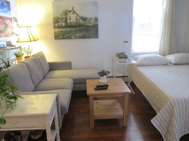 Photo - 855 Pavonia Ave Unidad 1