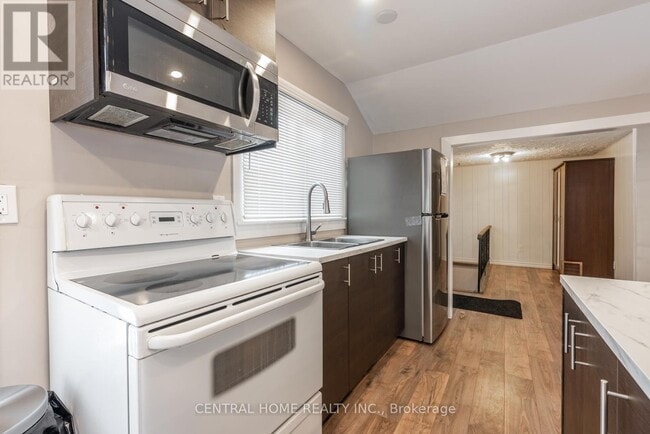 Photo - 651 16th Ave