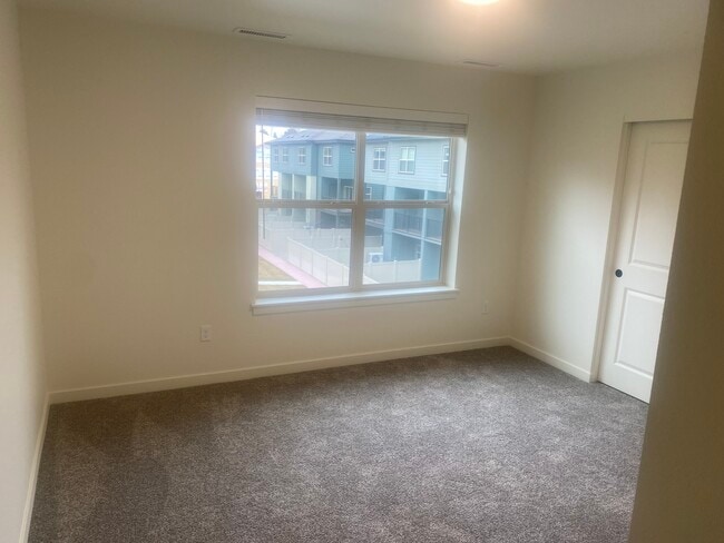 Photo - 4337 N Waltz Ln